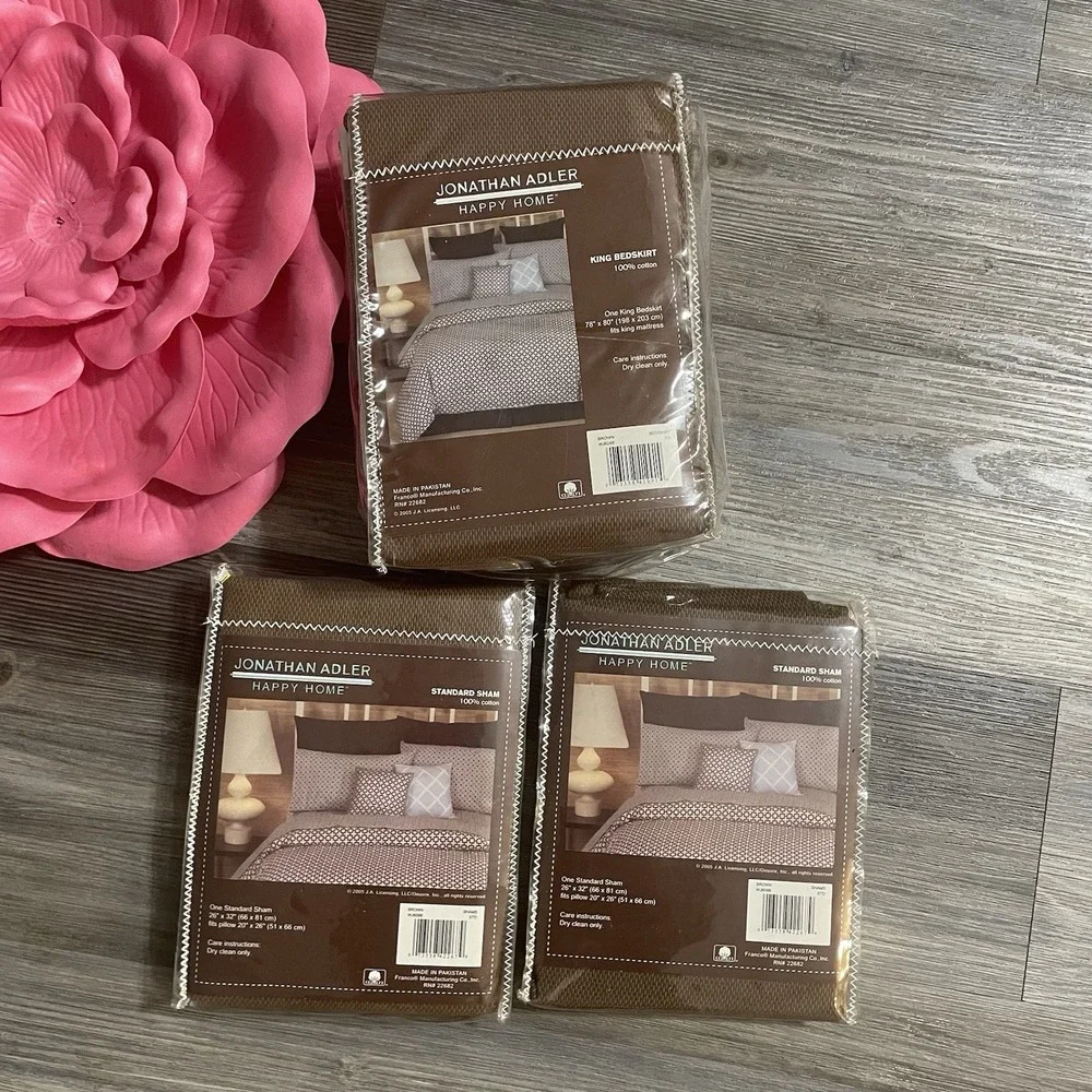 Lot of 3 JONATHAN ADLER Happy Home Brown 1‎ KING Bedskirt 2 Standard Shams *NEW